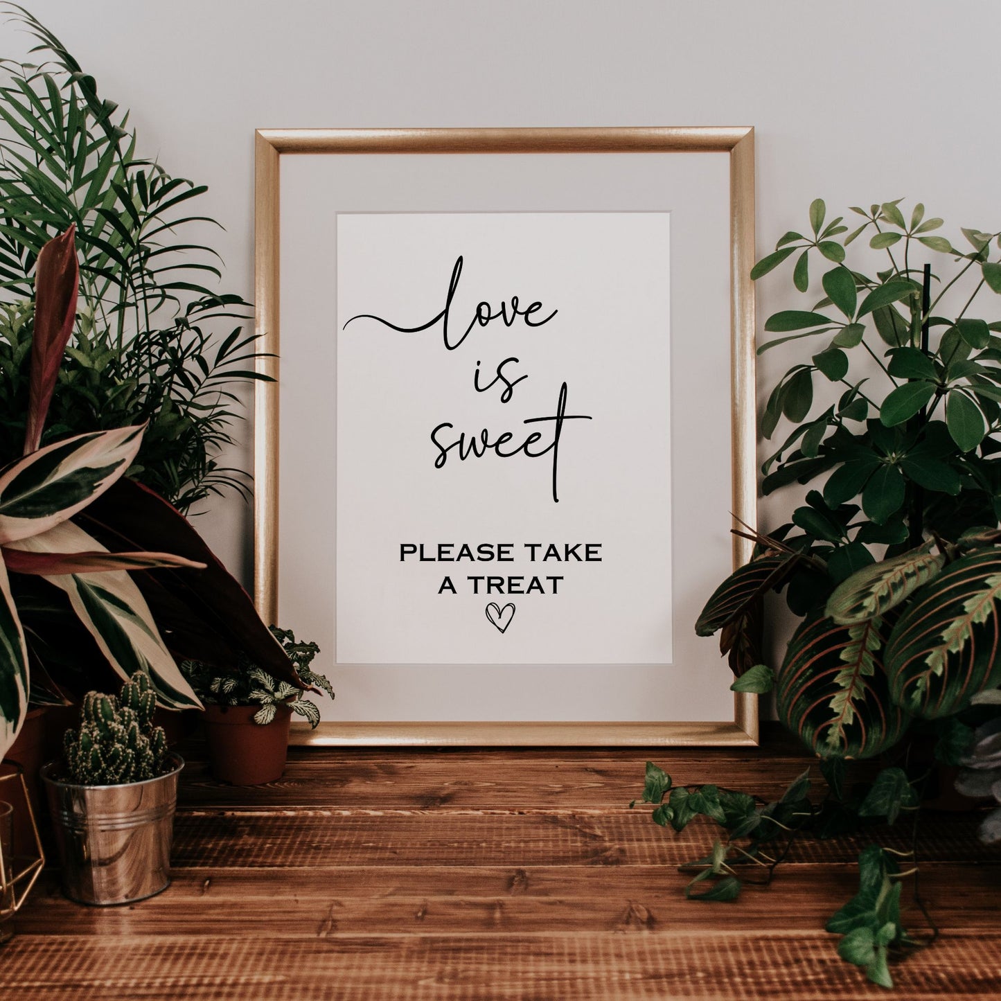 DIY Wedding Printable - Love is Sweet Sign