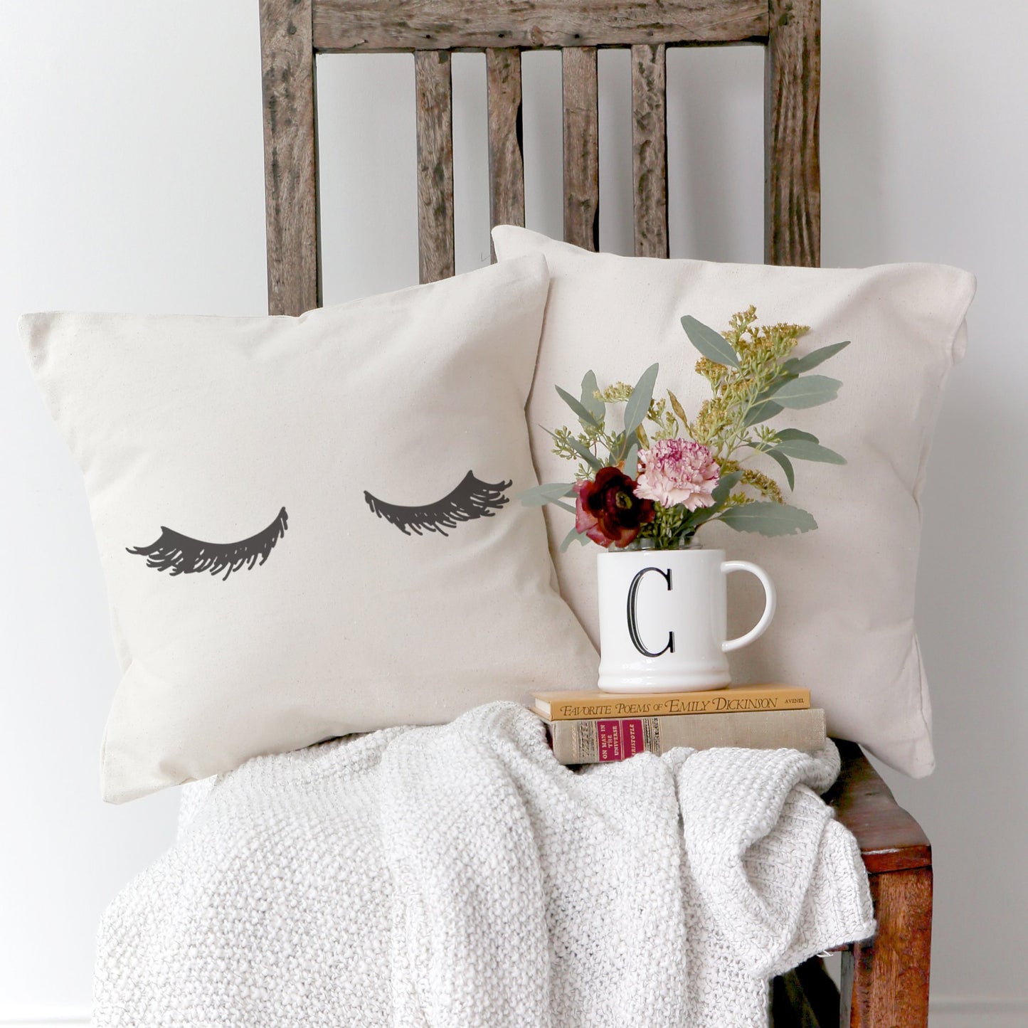 Mascara Closed Eyelashes Pillow Cover