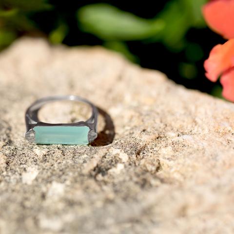 Green Chalcedony Bar Ring